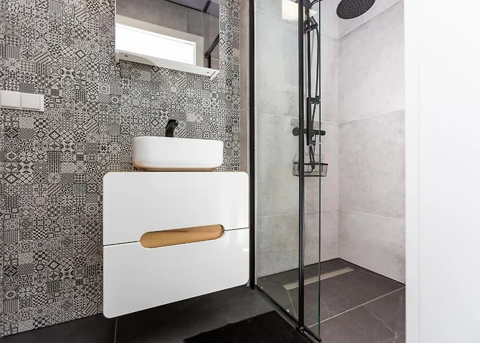 Dzika Kaczka Хостел